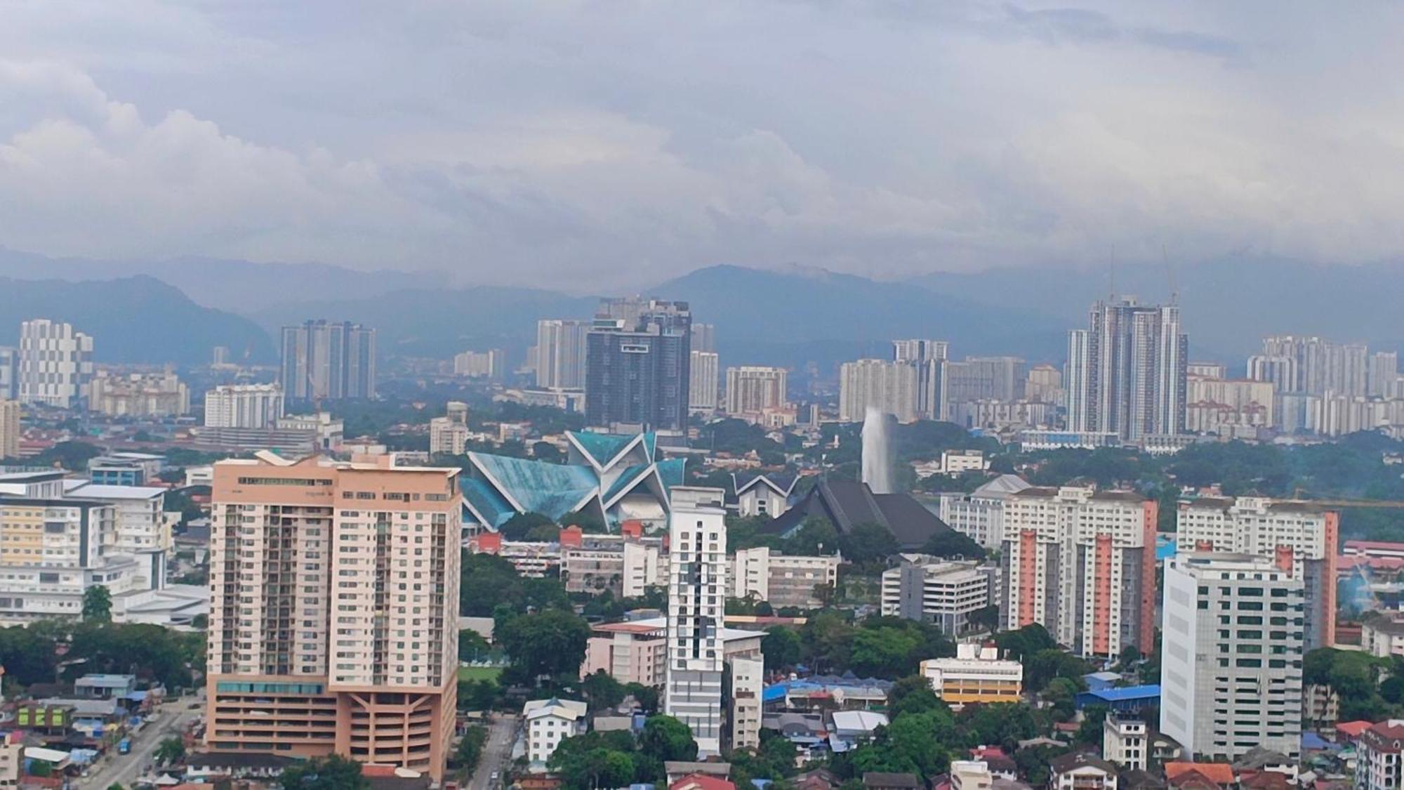 Summer Suites By Hibiscus Kuala Lumpur Exteriör bild