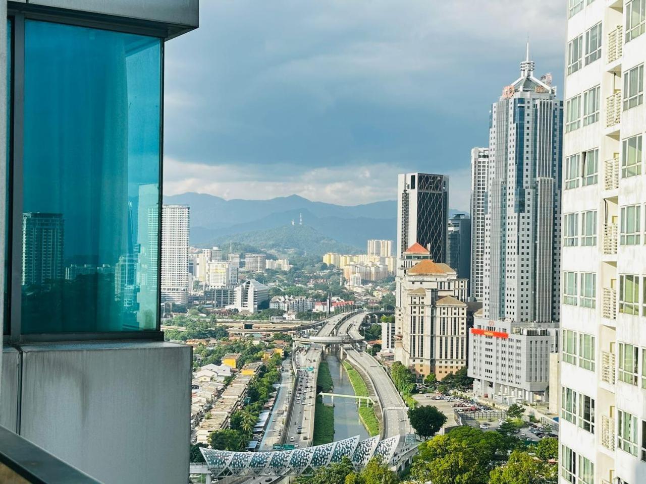 Summer Suites By Hibiscus Kuala Lumpur Exteriör bild